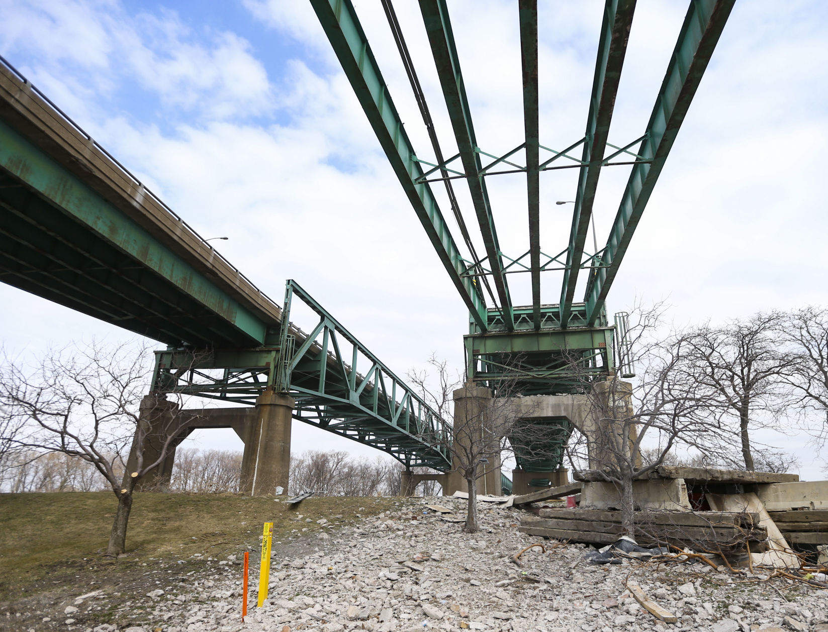 031321-qc-nws-bridge-08.JPG